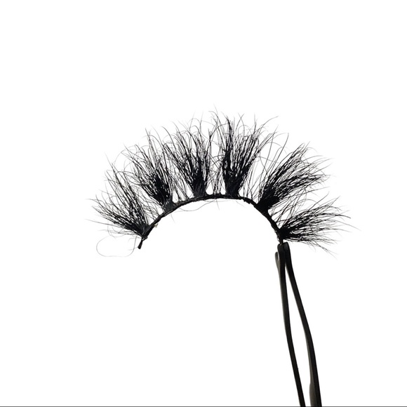 Pink Lash Box - Picture 3 of 4